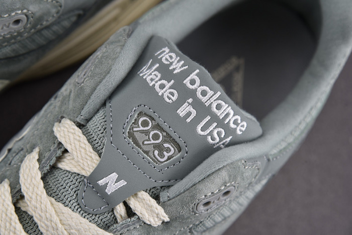 New Balance MR993KH1