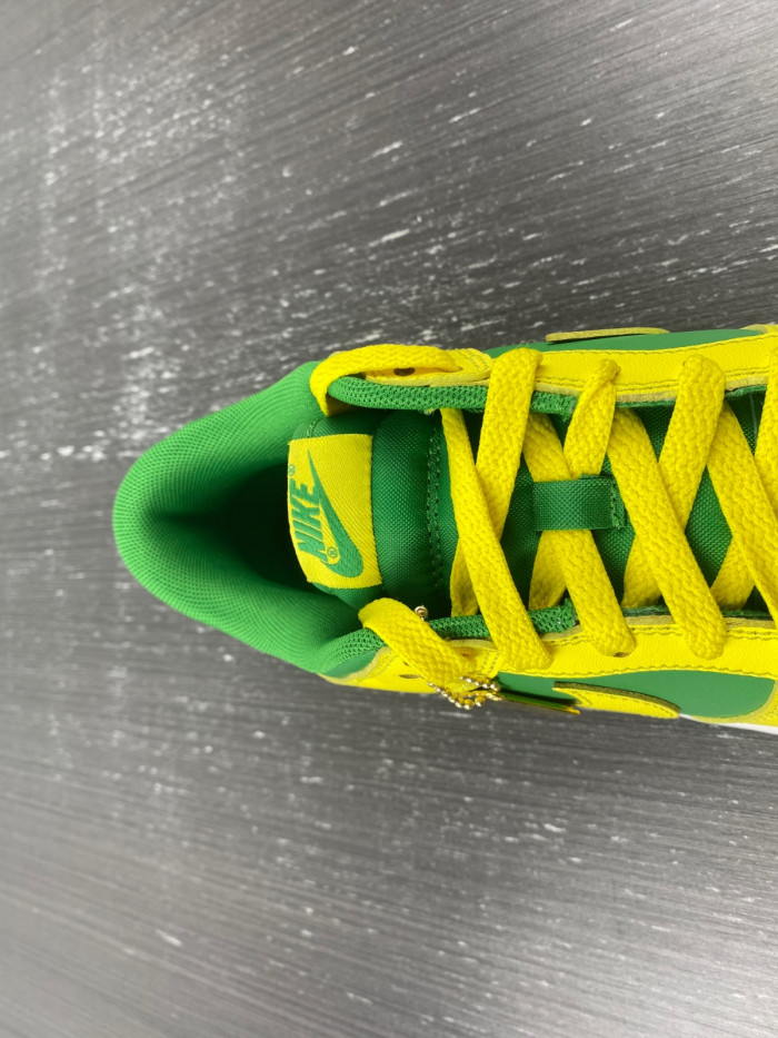 Nike Dunk Low Retro Reverse Brazil - DV0833-300