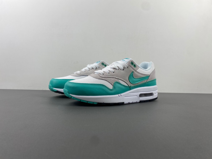 NIKE AIR MAX 1 