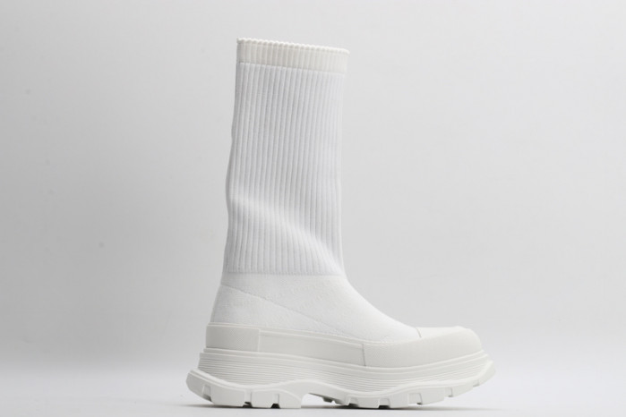 A1exa*der Mcqv*en Tread