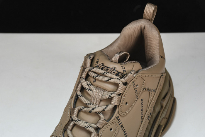 BLCG SNEAKER TRIPLE.S.