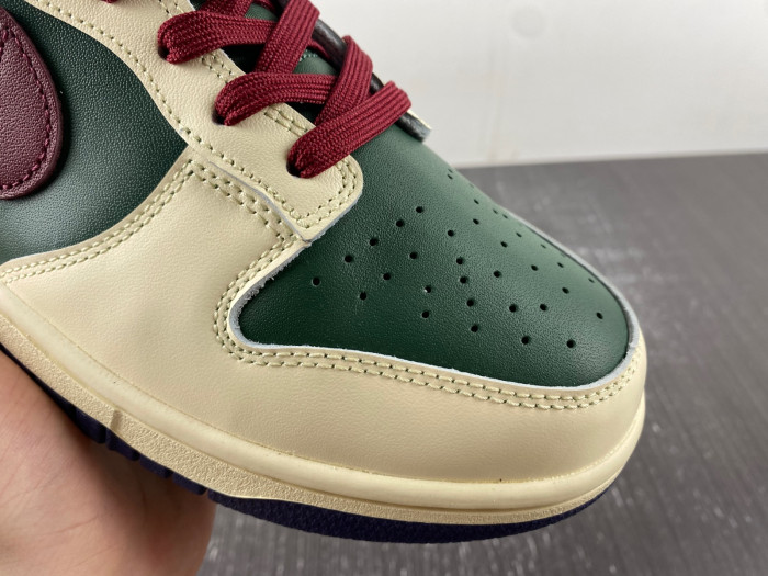 Nike Dunk Low Gorge Green Coconut Milk FV8106-361