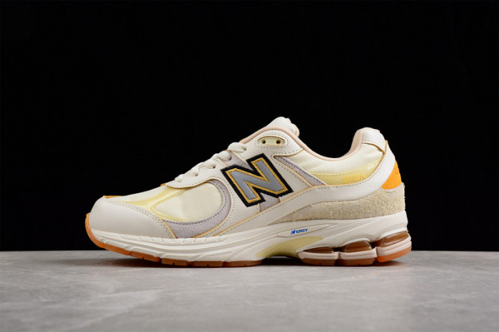 New Balance M2002RJ1