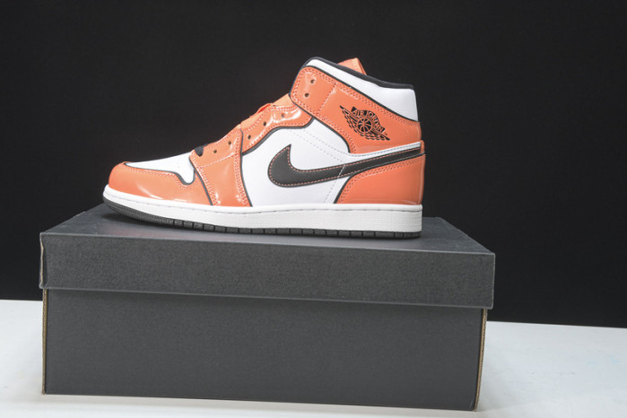 AIR JORDAN 1 MID “TURF ORANGE” DD6834-802