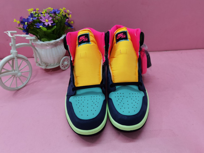 AIR JORDAN 1 HIGH OG “BIO HACK” 555088-201