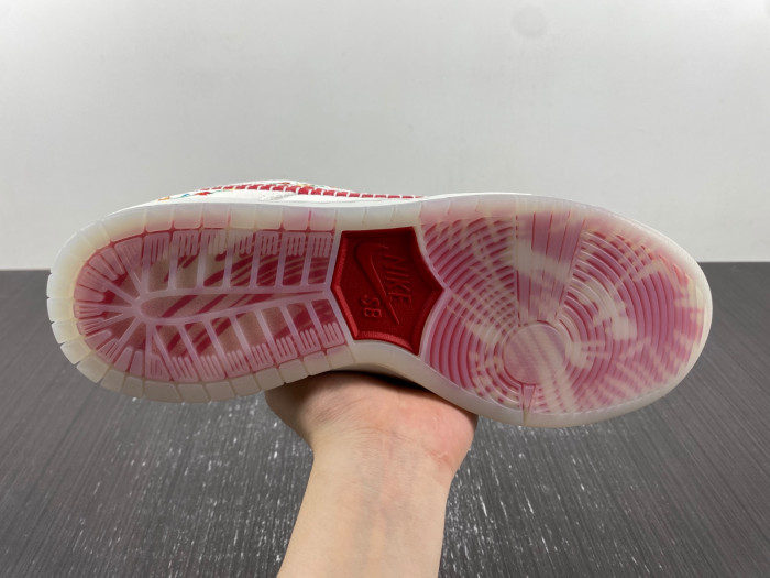 NIKE SB DUNK LOW DECON N7 OPTI YELLOW UNIVERSITY RED FD6951-700