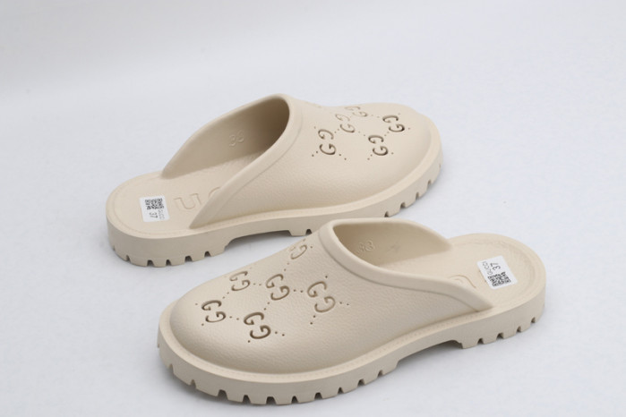 Gvc*1 SANDAL