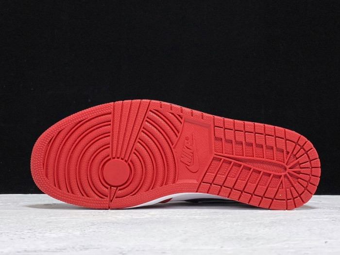 Air Jordan 1 Retro High OG 555088-101