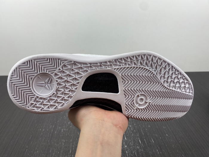 Nike Kobe 8 Protro Triple White FJ9364-100