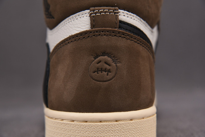 AIR JORDAN 1 RETRO HIGH TRAVIS SCOTT CD4487-100