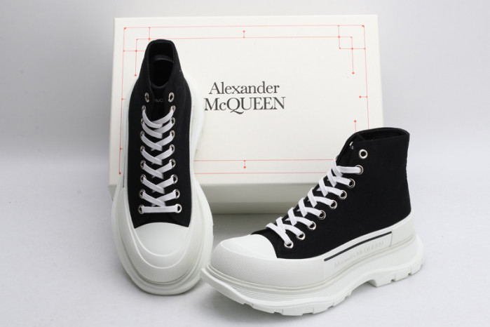 A1exa*der Mcqv*en OVERSIZED