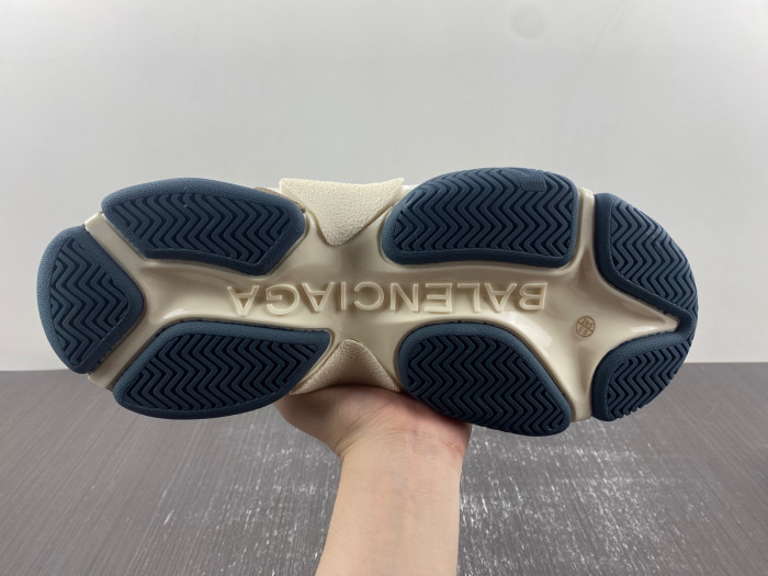 BLCG SNEAKER TRIPLE.S.