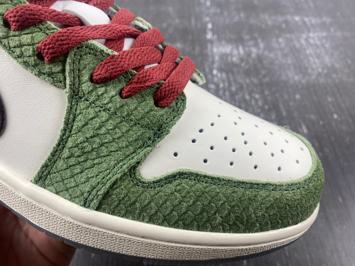 Air Jordan 1 Low OG Year of the Dragon FN3727-100