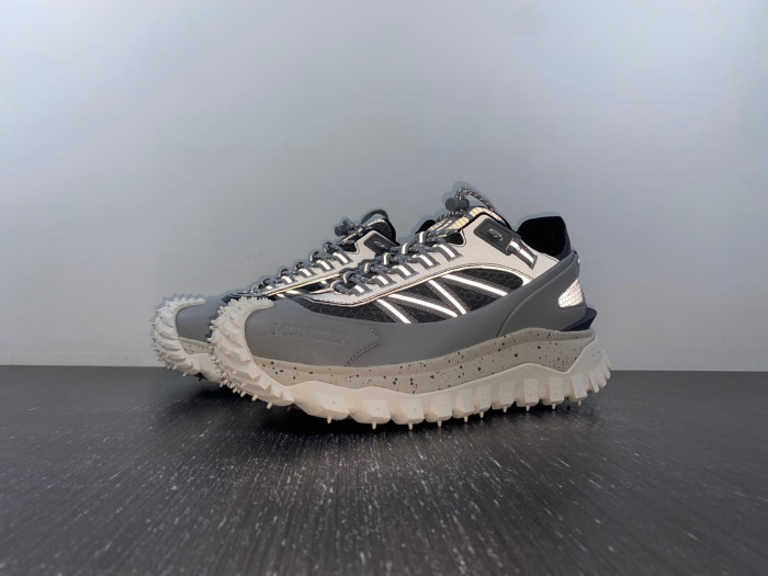 MONCLER TRAILGRIP GORE-TEX
