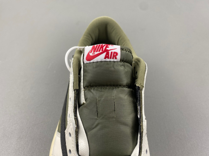 Travis Scott x Air Jordan 1 Low OG DM7866-200