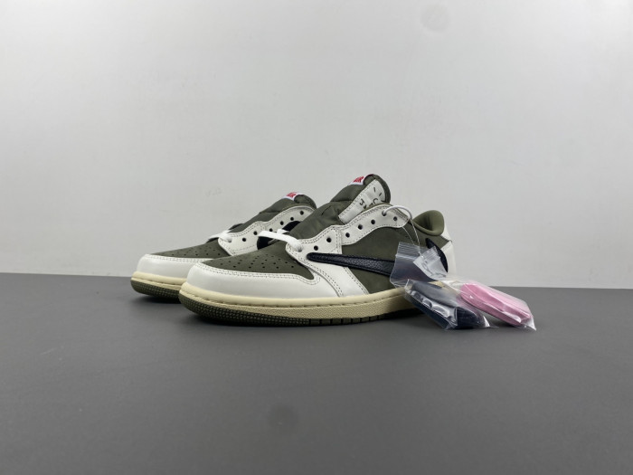 Travis Scott x Air Jordan 1 Low OG DM7866-200