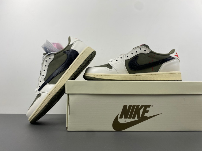 Travis Scott x Air Jordan 1 Low OG DM7866-200