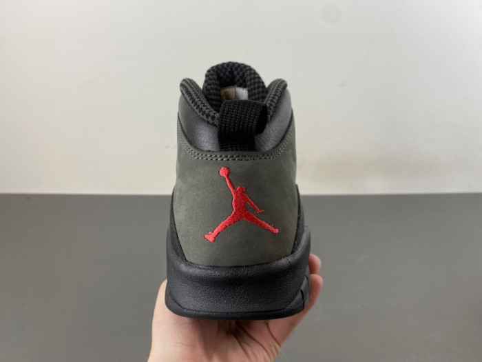 Jordan 10 Retro Shadow (2025) HJ6779-001