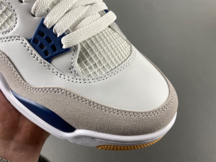 Air Jordan 4 Retro SB Navy - DR5415-100