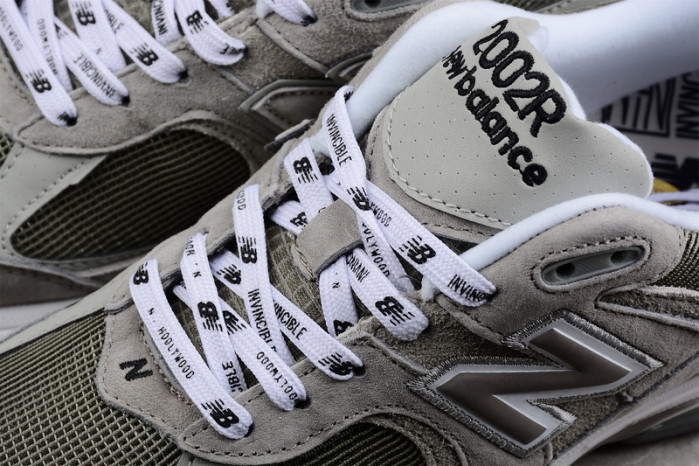 New Balance ML2002RV