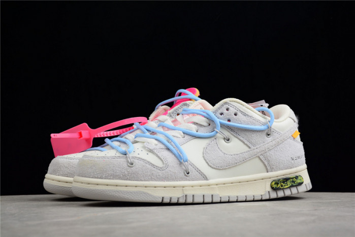 DUNK LOW 