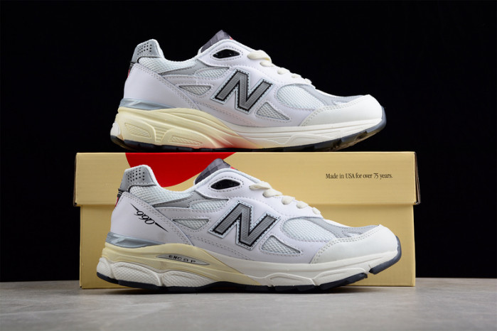 New Balance M990AL3