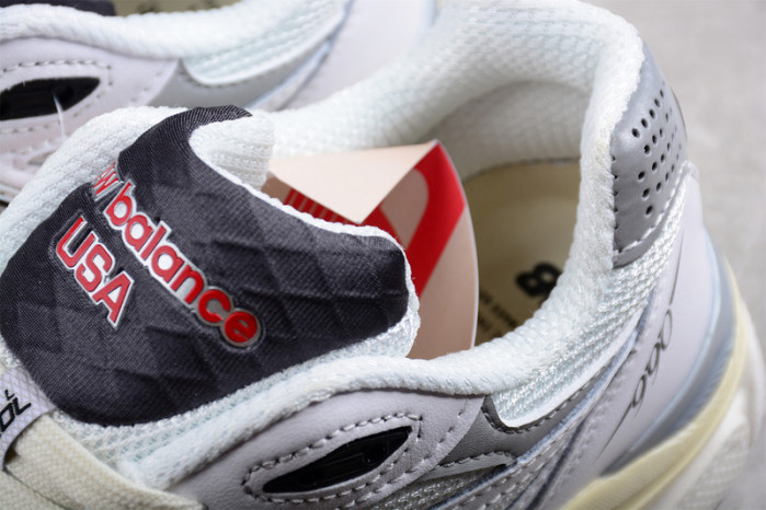 New Balance M990AL3