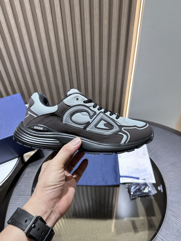 DIO B30 LowTop Sneaker