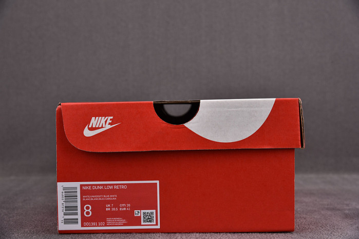 NIKE Dunk Low Retro “University Blue” DD1391-102