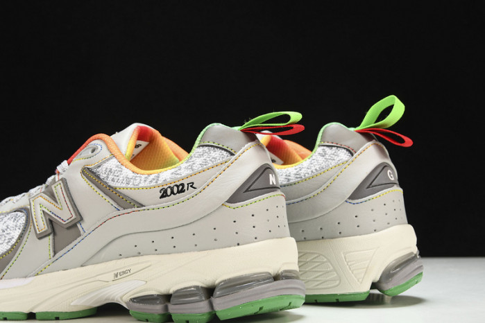 New Balance ML2002RGD