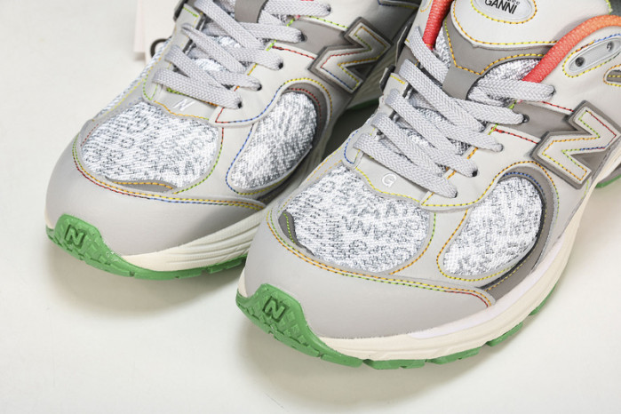 New Balance ML2002RGD