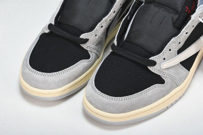 Travis Scott x Air Jordan 1 Low OG DM7866-010