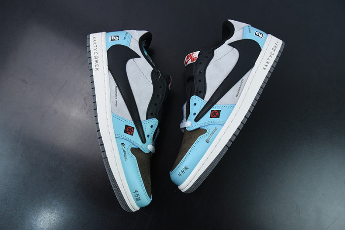 TRAVIS SCOTT X AIR JORDAN 1 LOW DM7866-009