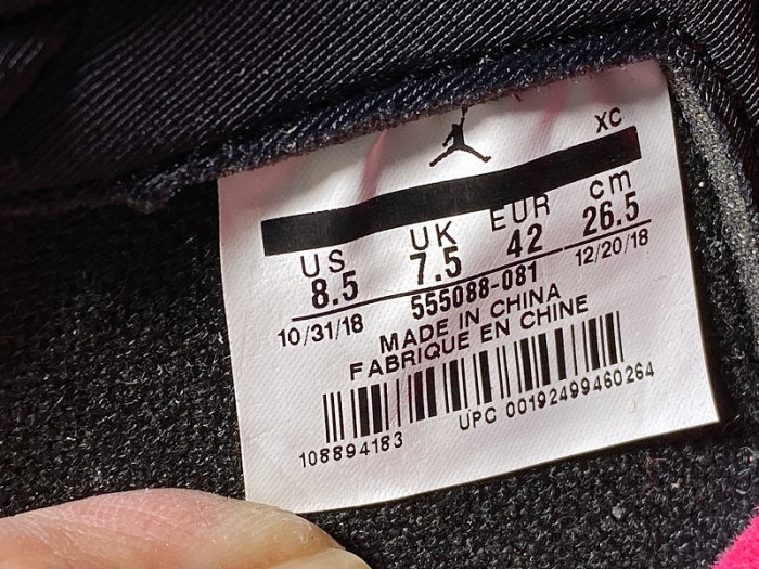 AIR JORDAN 1 RETRO HIGH OG CRIMSON TINT 555088-081