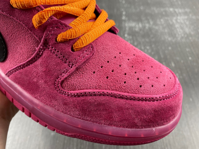 Powerpuff Girls x Nike SB Dunk Low “Buttercup” FZ8319-600