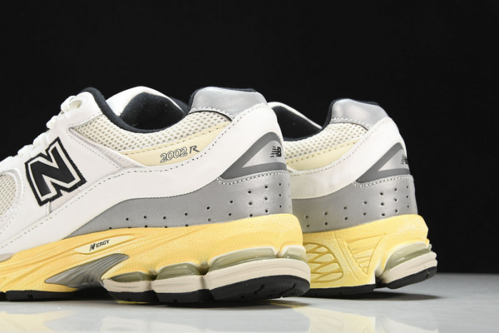 New Balance ML2002RT