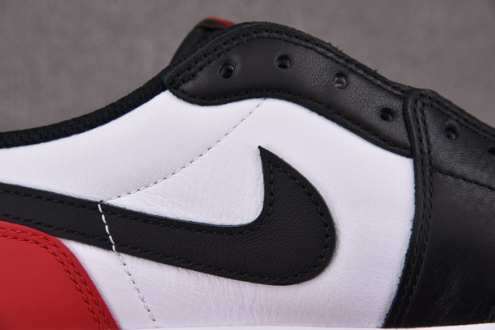 Air Jordan 1 Low OG “Black Toe” CZ0790-106