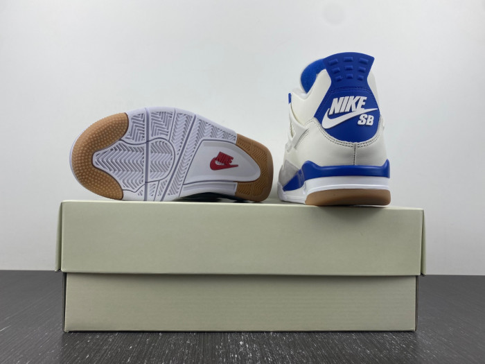 AIR Jordan 4 Retro “Sapphire” DR5415-104