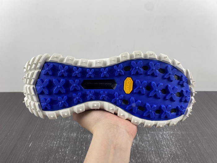 MONCLER TRAILGRIP GORE-TEX