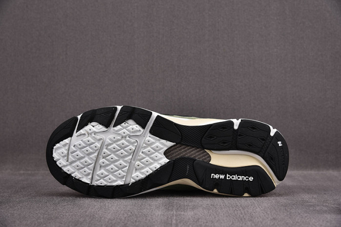 New Balance M990JD3