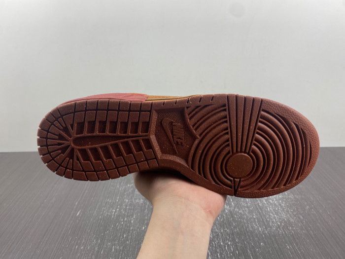 Nike Dunk Low Disrupt 2 Desert Bronze DH4402-200