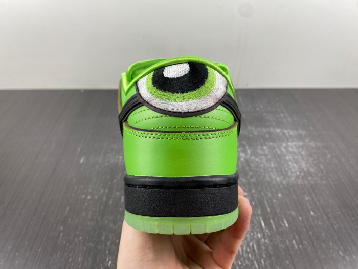 The Powerpuff Girls x Nike SB Dunk Low “Buttercup” FZ8319-300