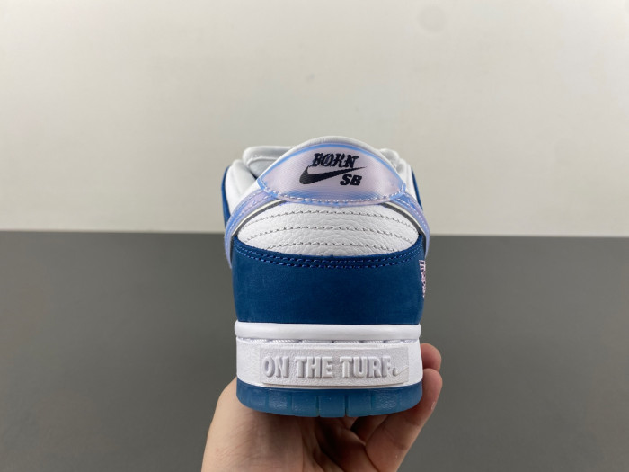 Born x Raised x Nike SB Dunk Low FN7819-400