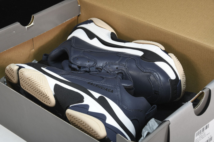 BLCG SNEAKER TRIPLE.S.