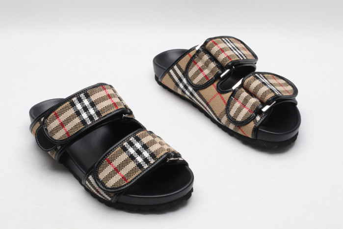 BUBBERY SANDALS