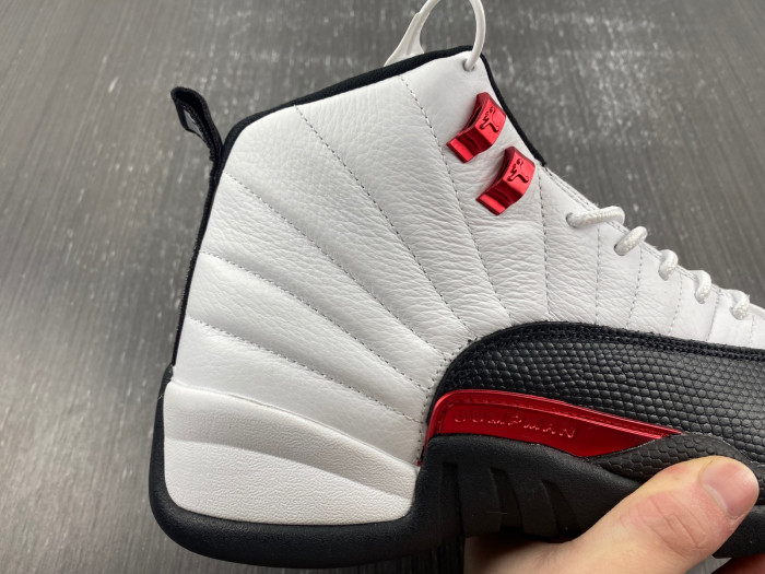 Air Jordan 12 Red Taxi CT8013-162