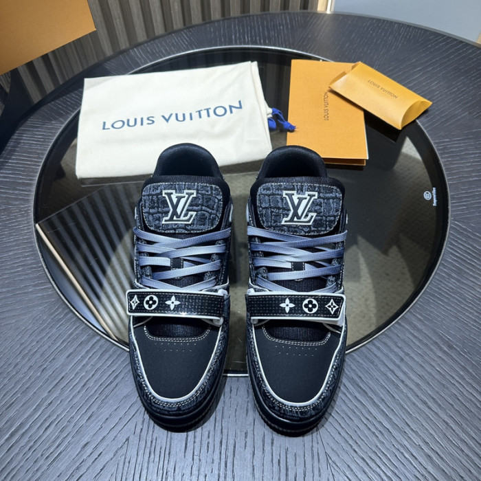 LO1_VTS SNEAKER