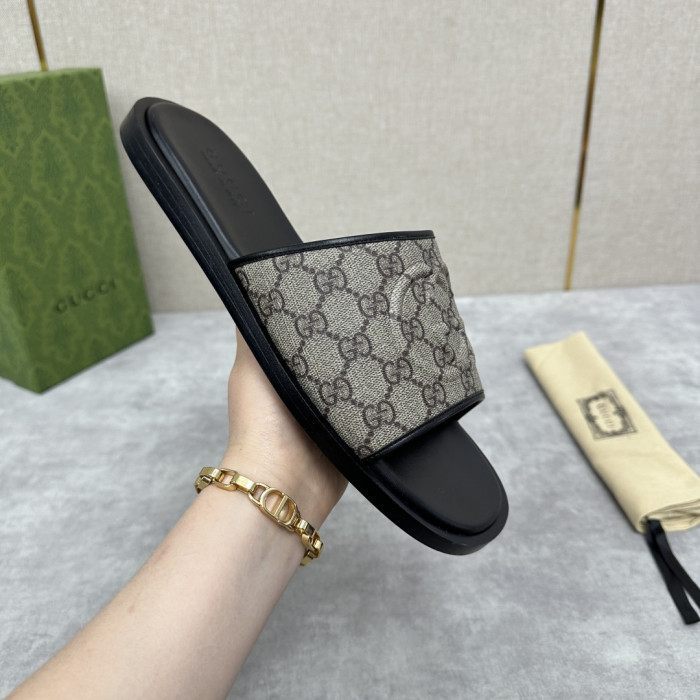 Gvc*1 MEN SLIDE SANDAL