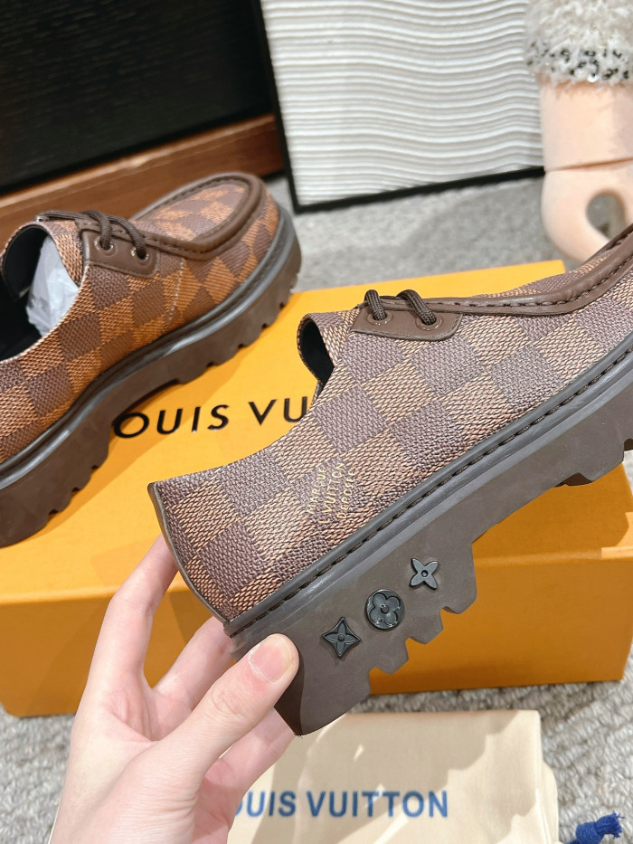 LO1_VTS COUPLE LOAFER