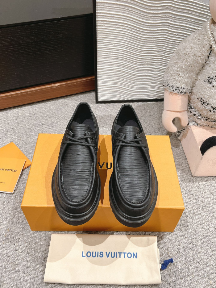 LO1_VTS COUPLE LOAFER